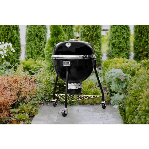 Kamado WEBER Summit E6 black sur pieds 61 cm